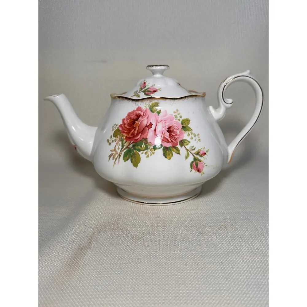 Vintage Royal Albert American Beauty Teapot Bone China Roses Gold Trim England